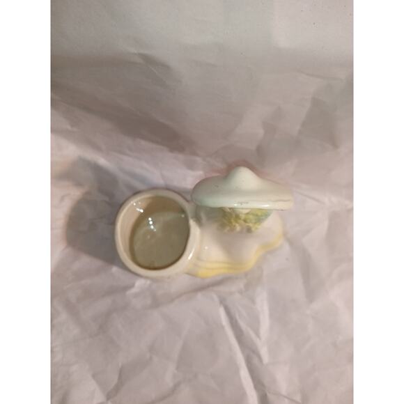 Vtg Shawnee pottery lady at the well planter - Picture 4 of 7